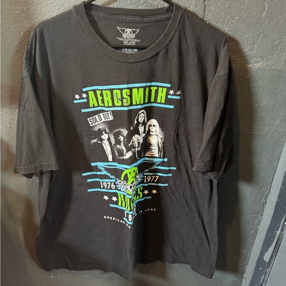 Aerosmith Black Graphic Tee - Picture 1 of 4